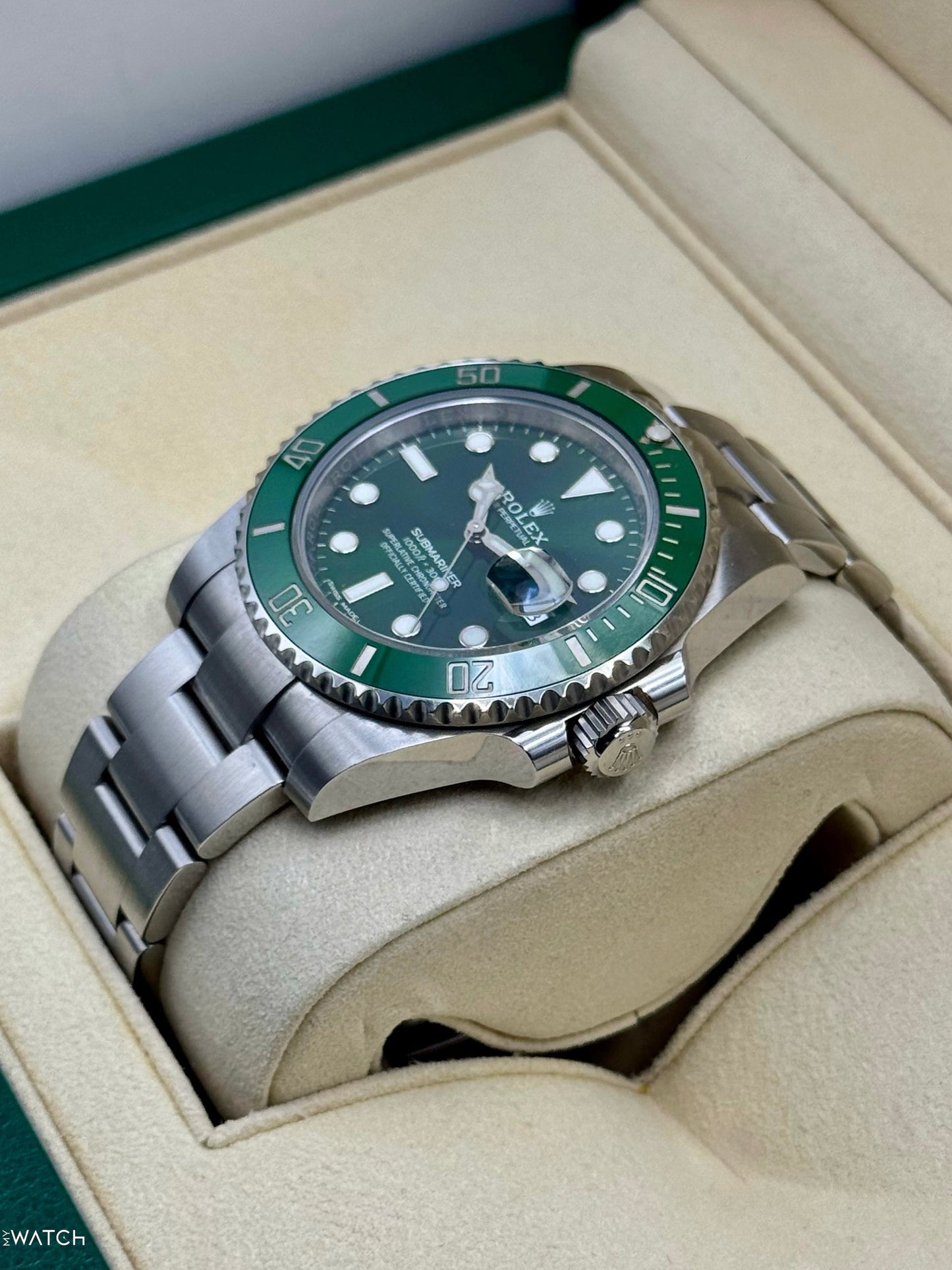 2019 Rolex Submariner “Hulk” 40mm  Green Dial