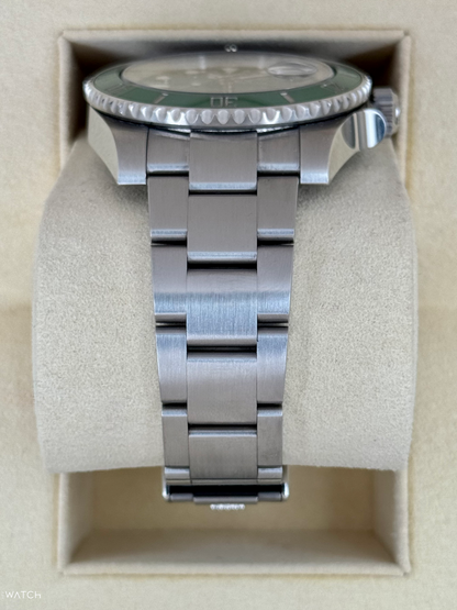 2019 Rolex Submariner “Hulk” 40mm  Green Dial