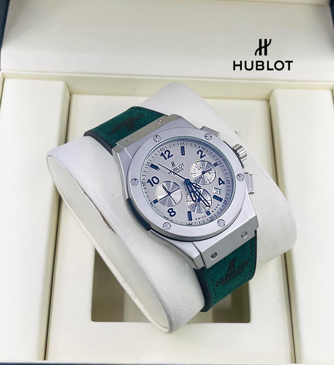 Hublot Classic Fusion 45 Ceramic Blue Chronograph
